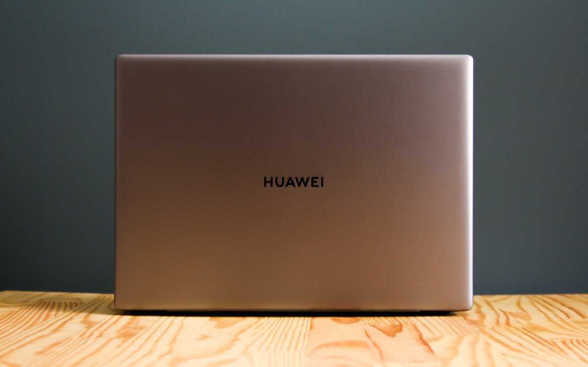 Huawei начала продажи своих первых ноутбуков не на windows. цена