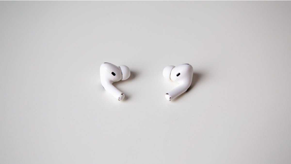 10 наушников, которые не уступают airpods, а местами превосходят ожидания