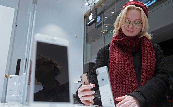 Немного за 30: в россии установлен рекорд по продажам смартфонов