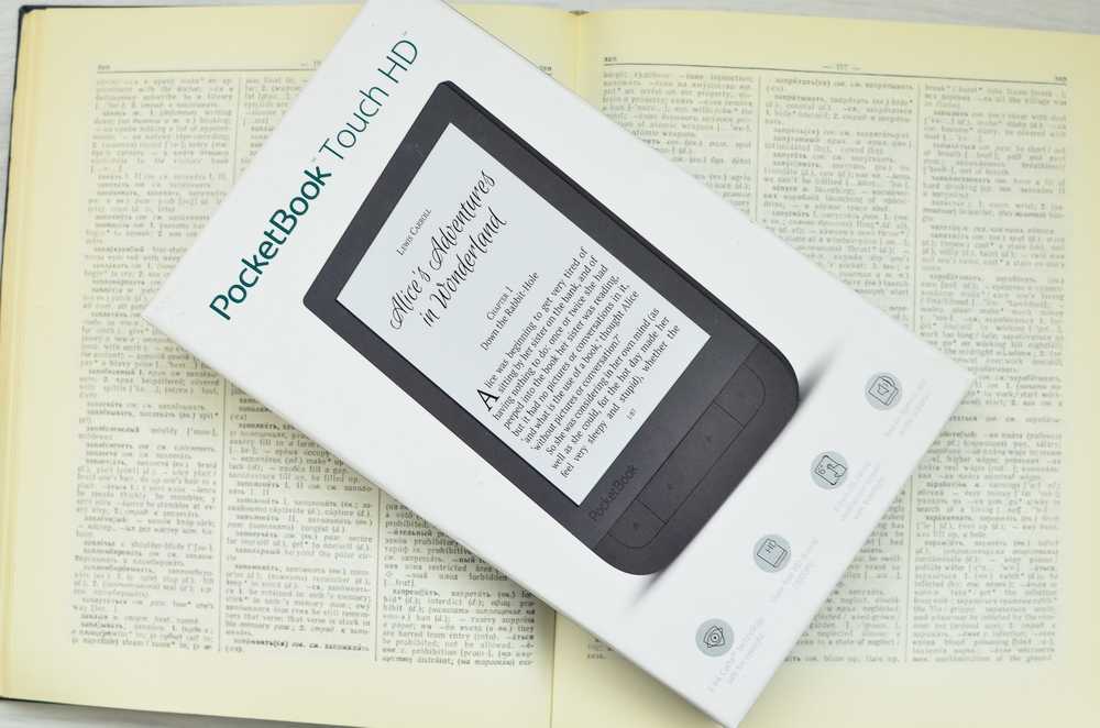 Еще в апреле этого года компания PocketBook представила на суд общественности свой новый цветной ридер серии 633 Color Теперь новинка наконец-то появилась в продаже