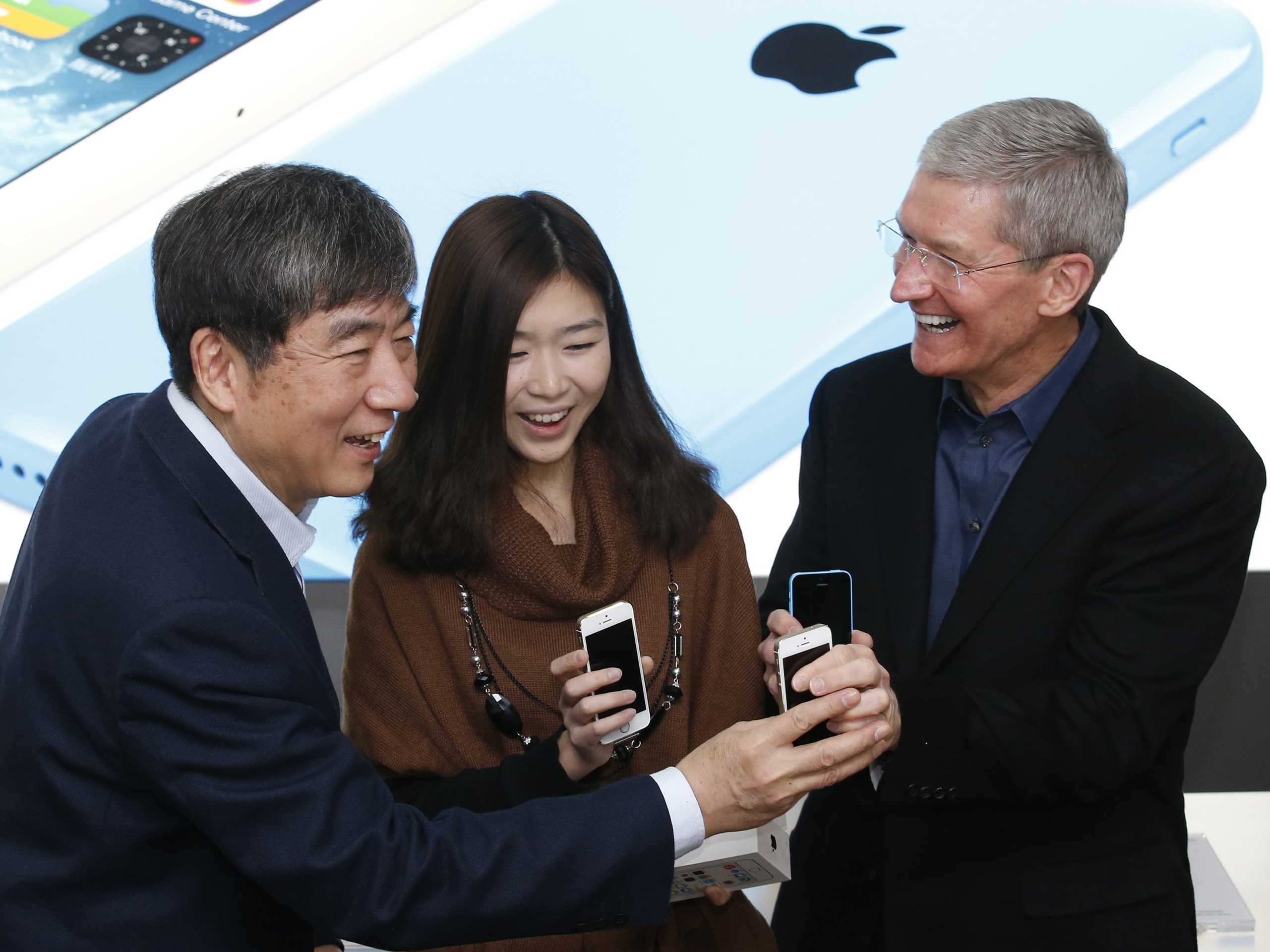 Как два китайца обманули apple на 60 млн рублей