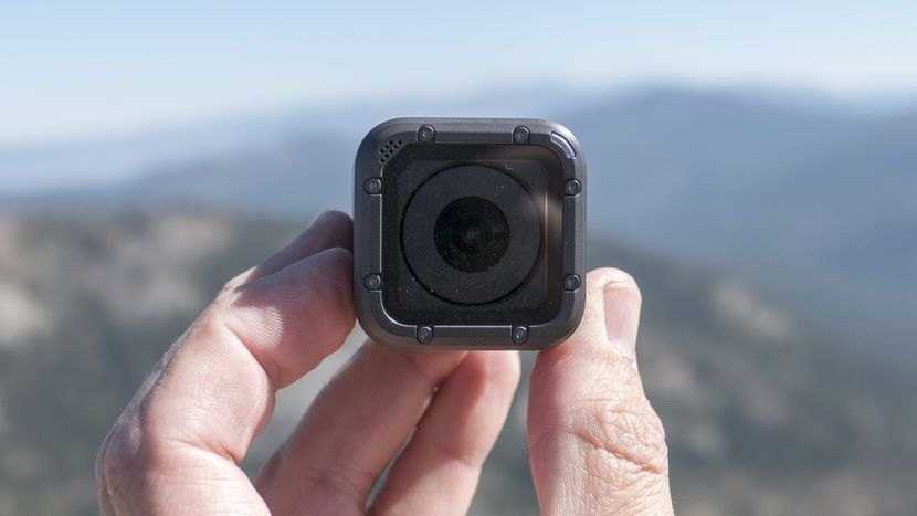 Рейтинг лучших экшн-камер 2020 (46 фото): обзор недорогих и других камер, выбор бюджетной модели со стабилизатором, сравнение дешевых качественных камер