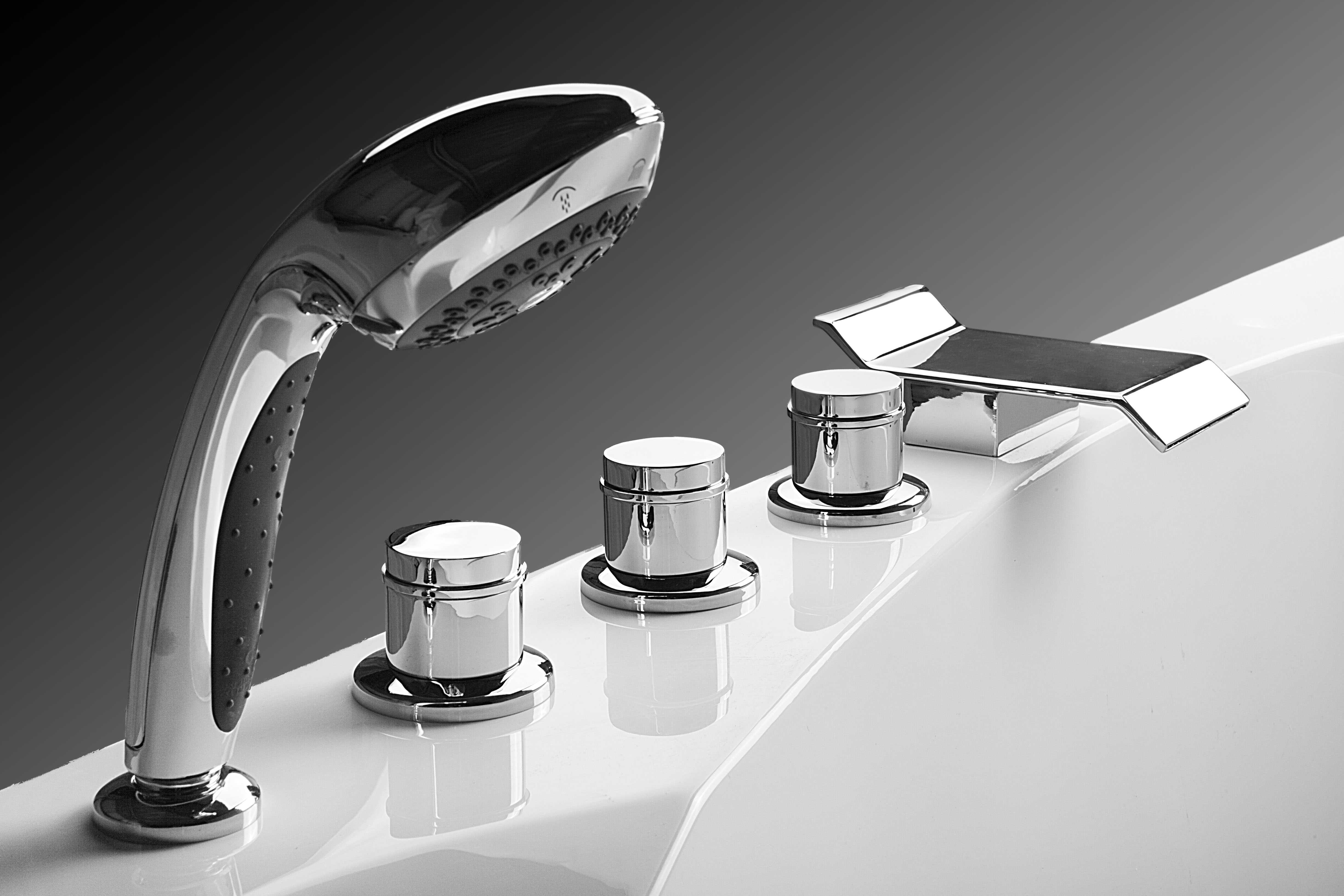 Выбираем тип смесителя для ванной материал способ установки и функционал — чтобы выбор вас порадовал