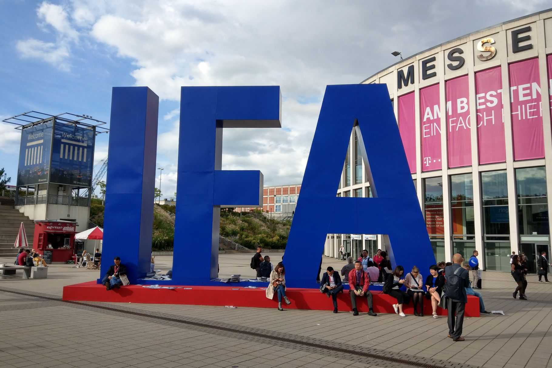 В этом году китайский производитель электроники Realme в первый раз примет участие в самой престижной выставке гаджетов  IFA Такими сведениями поделился Мадхав Шет